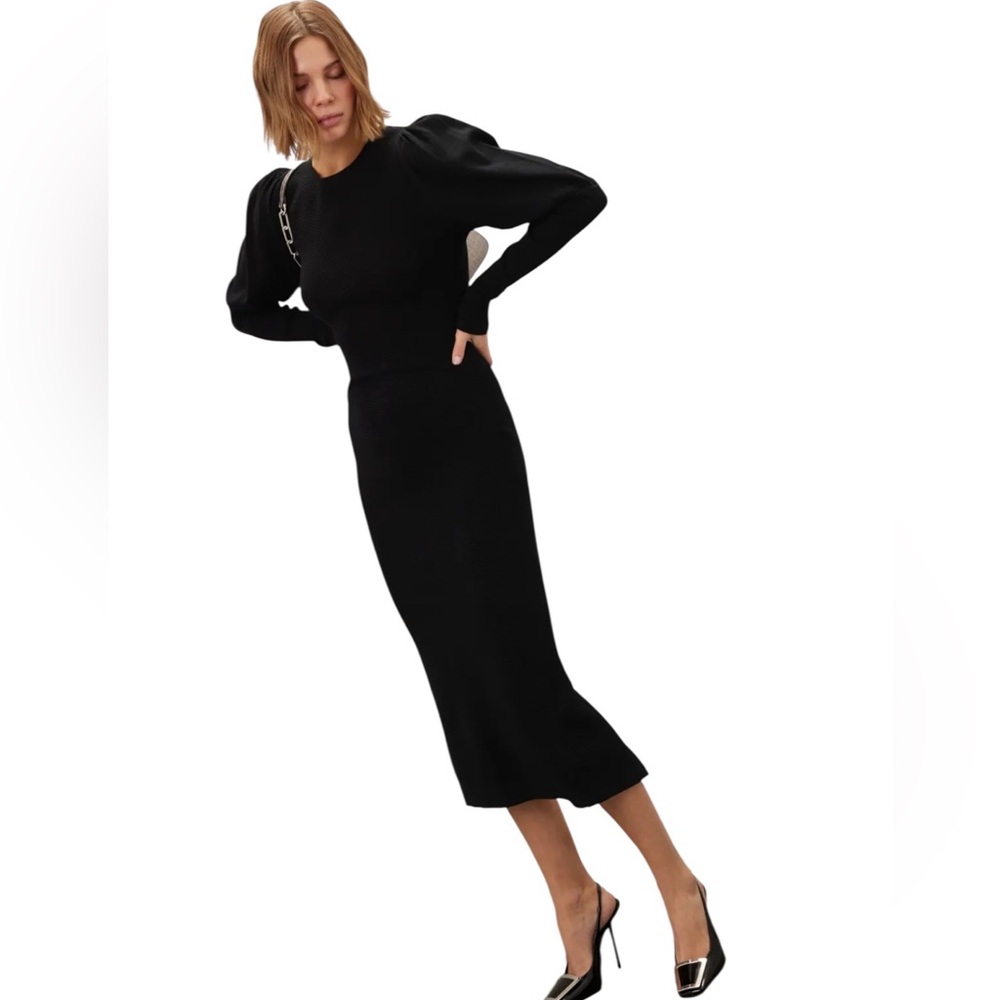 Toccin- Violet Cable Elegant Black Midi Dress Size small